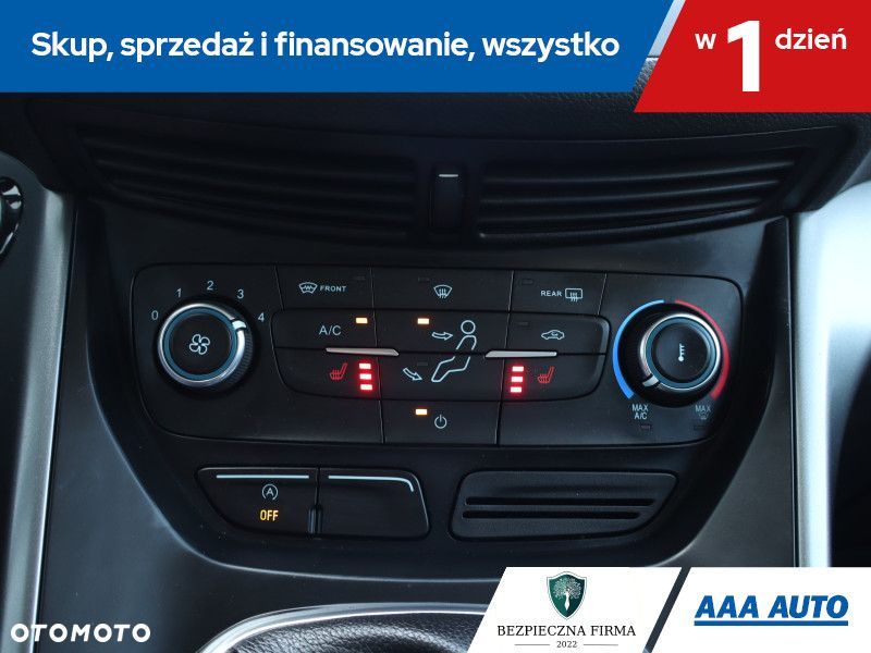 Ford Kuga - 18