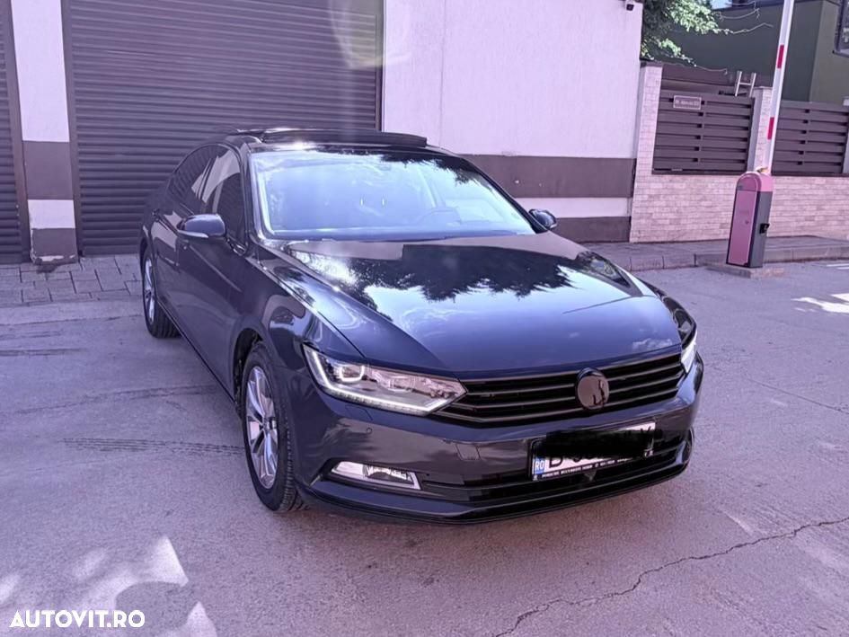 Volkswagen Passat 2.0 TDI DSG Highline - 2
