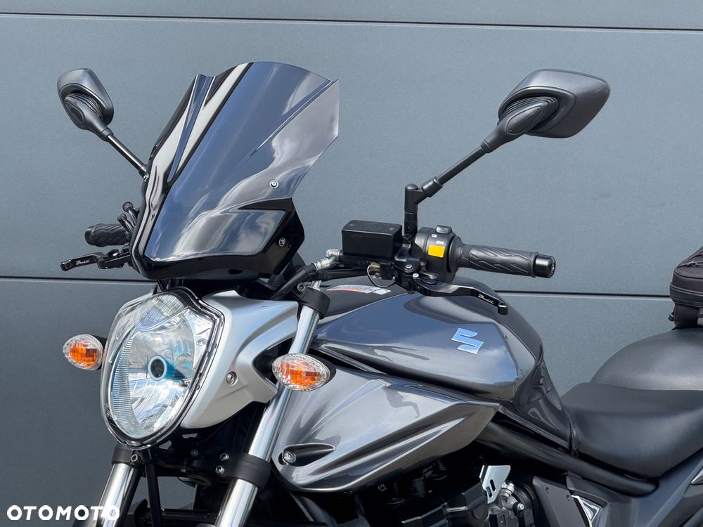 Suzuki Bandit - 22