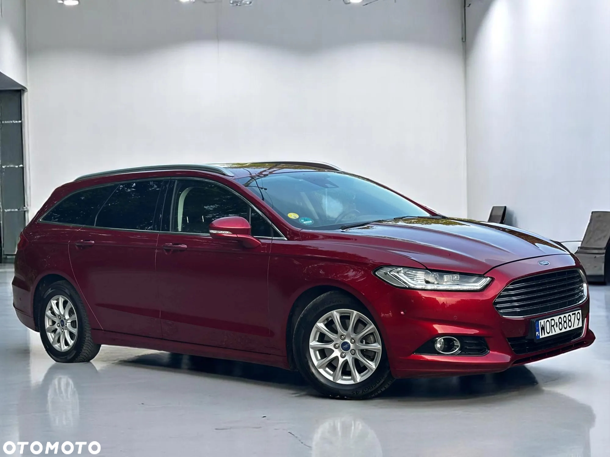 Ford Mondeo Turnier 1.6 TDCi ECOnetic Start-Stopp Titanium - 4