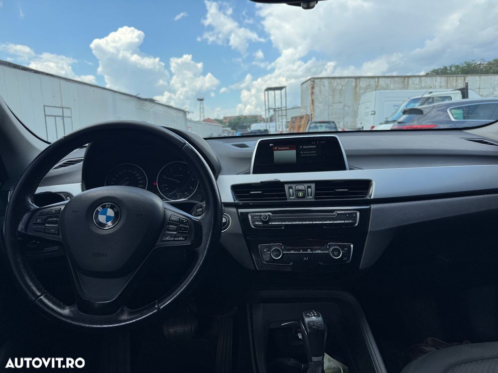 BMW X1 sDrive18d AT - 7