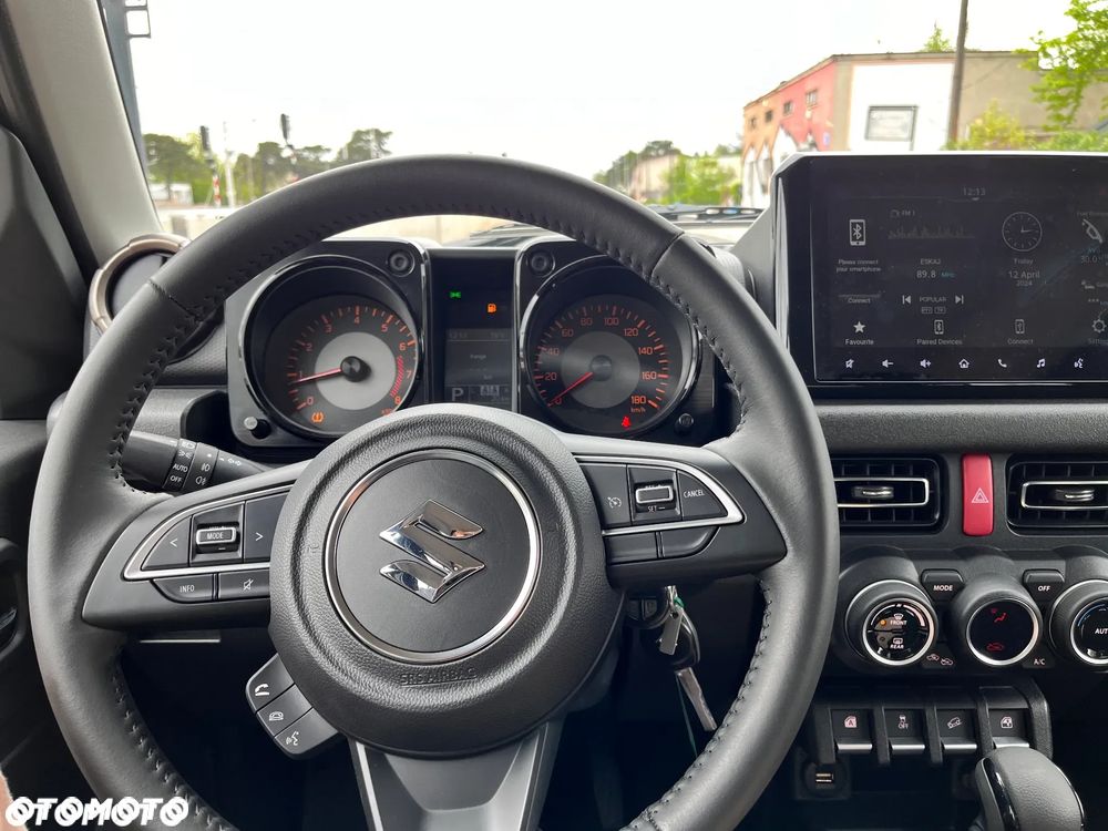 Suzuki Jimny - 11