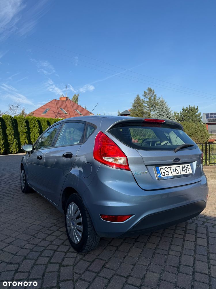 Ford Fiesta - 11