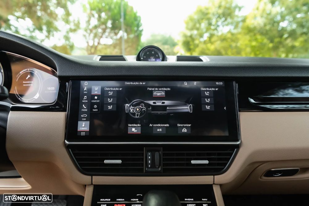 Porsche Cayenne E-Hybrid - 36