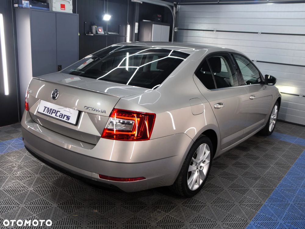 Skoda Octavia 1.5 TSI ACT Style - 33
