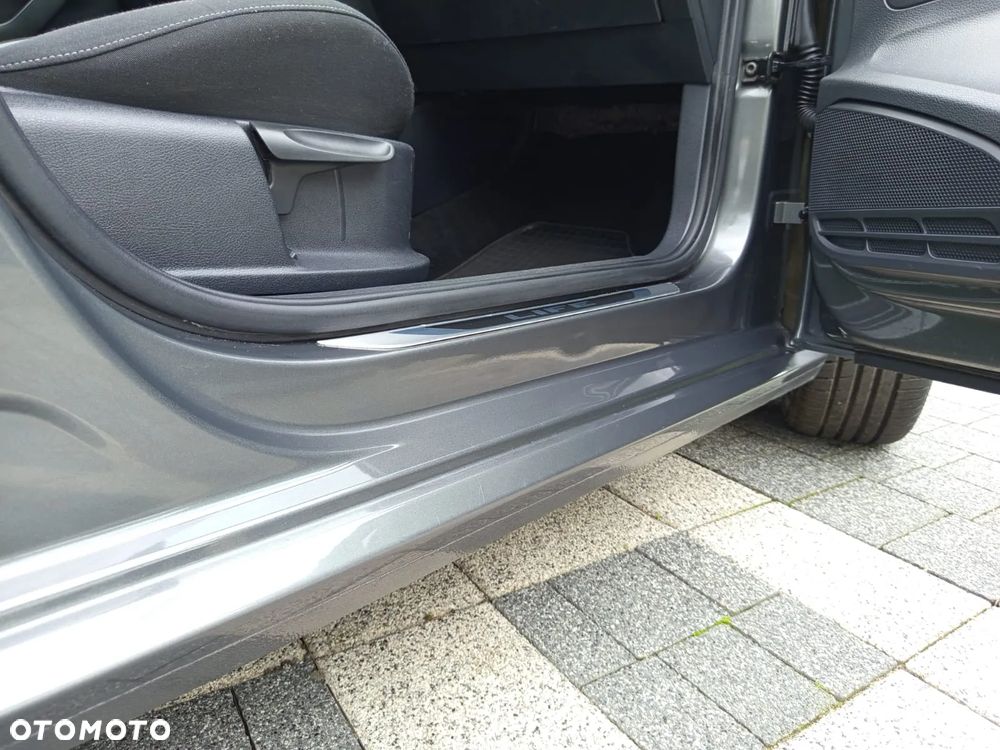 Volkswagen Polo 1.6 TDI Blue Motion Technology Life - 29