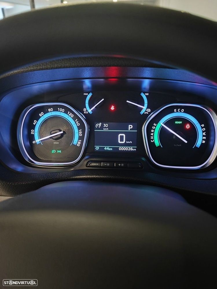 Peugeot e-Expert 75 kWh Pro Long - 6