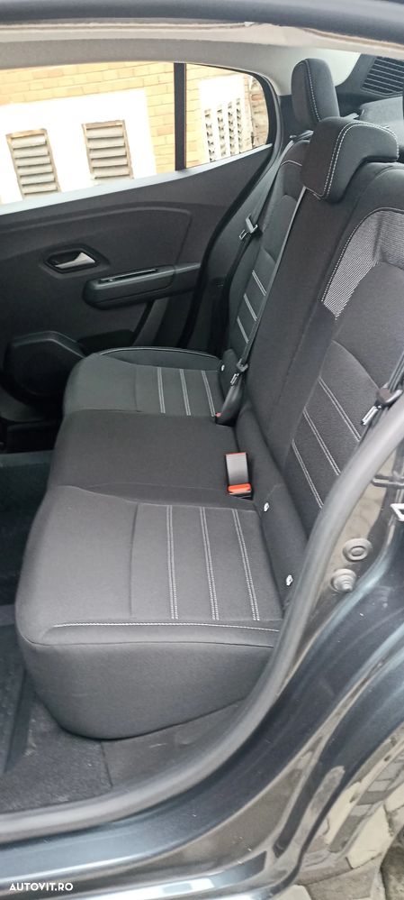 Dacia Logan TCe 90 MT6 Prestige+ - 12