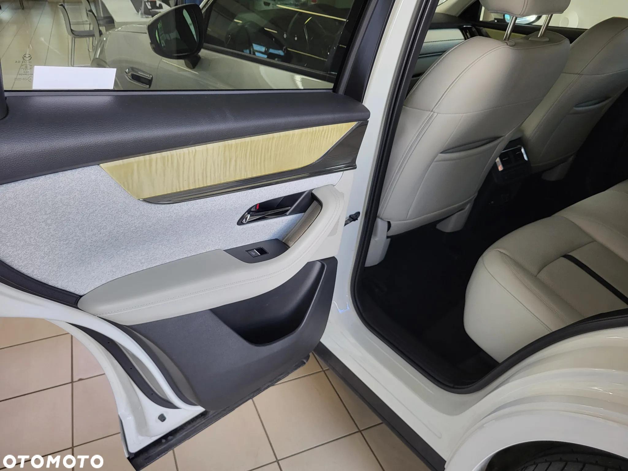 Mazda CX-60 2.5 PHEV Takumi AWD - 11