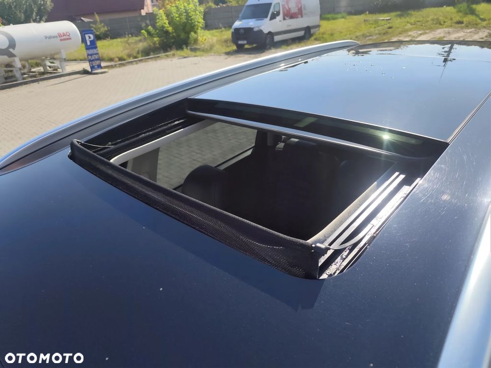 Ford Galaxy - 24