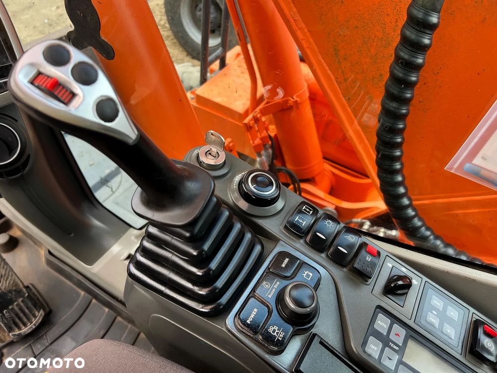 Doosan DX140W-3 - 15