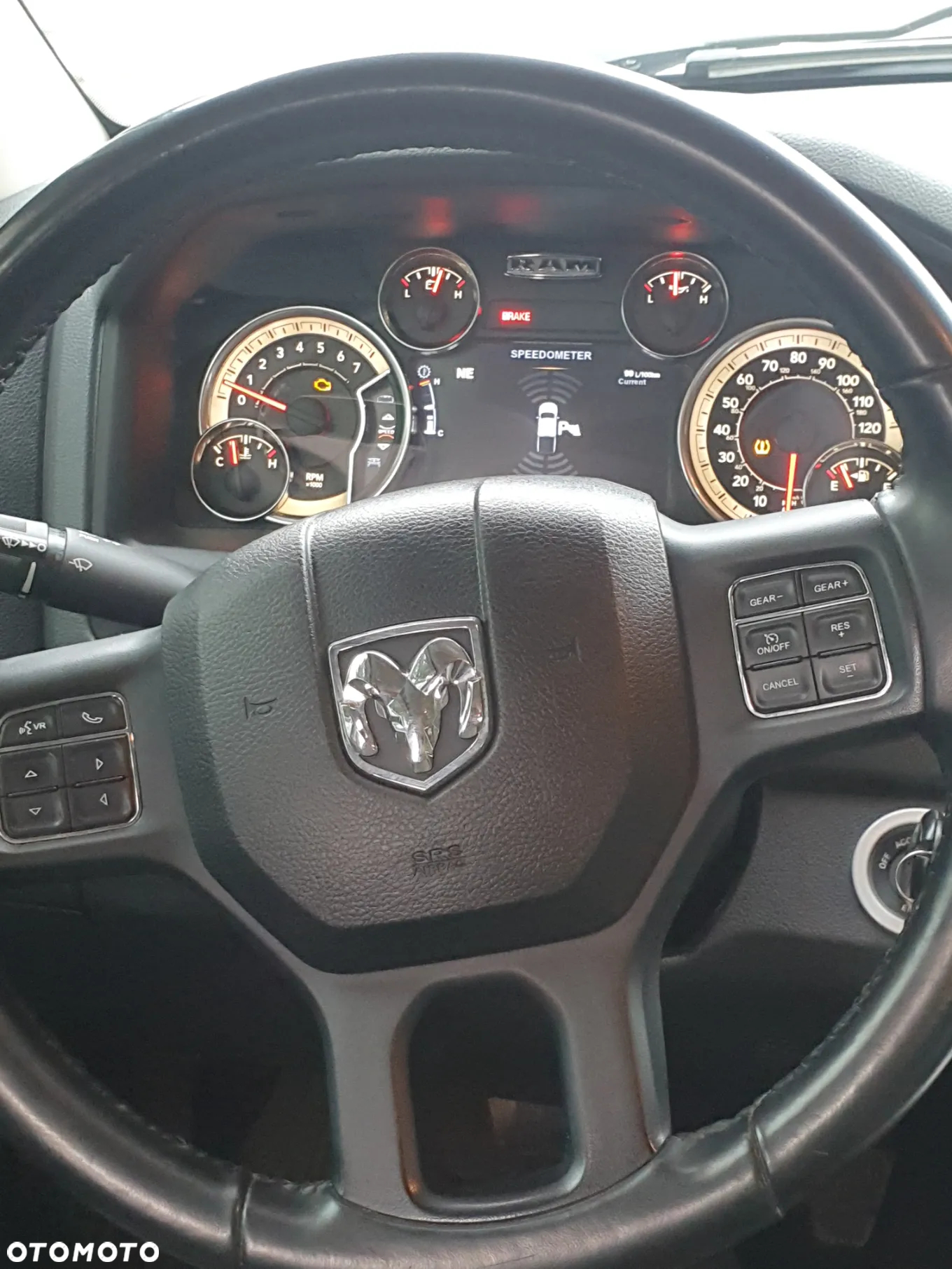 Dodge RAM 1500 5.7 4x4 - 4