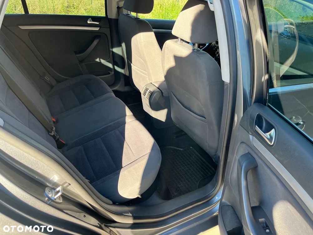 Volkswagen Golf 1.6 Trendline - 6