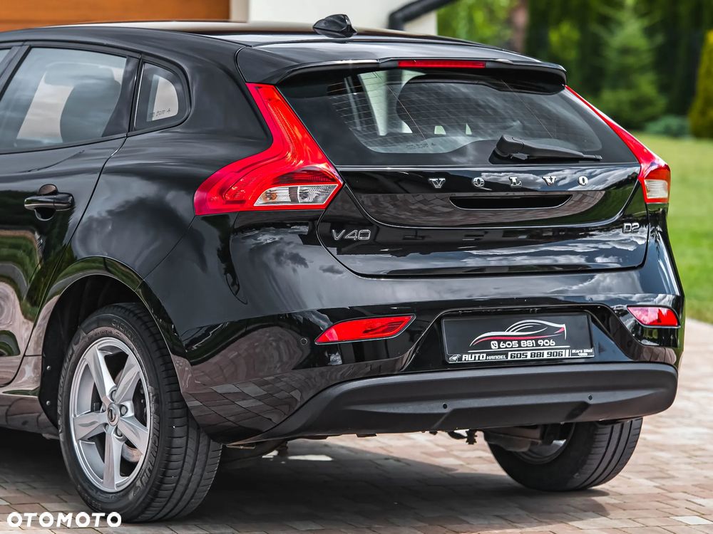 Volvo V40 D2 Momentum - 27