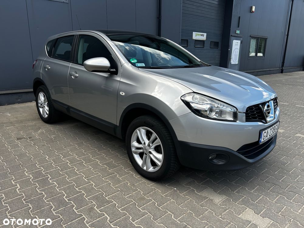 Nissan Qashqai 2.0 Lounge - 1