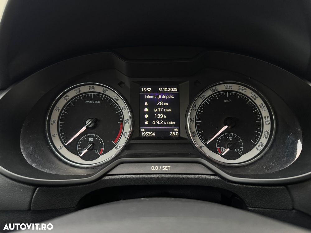 Skoda Octavia 2.0 TDI DSG Style - 14