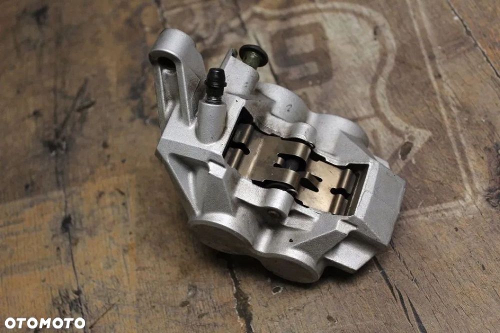 ZACISK HAMULCOWY XV1900 MIDNIGHT STAR STRATOLINER - 3