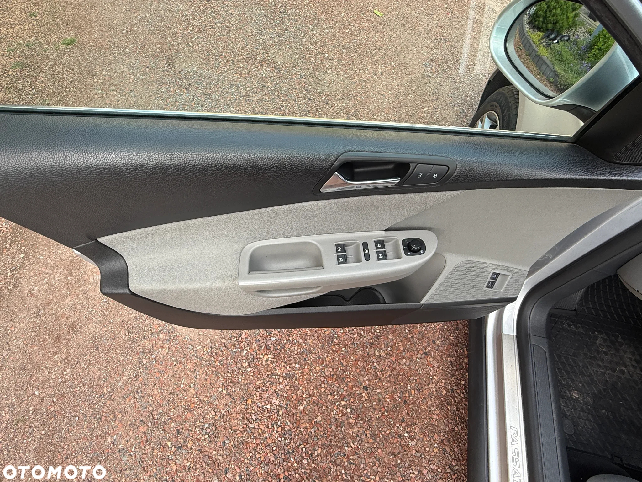 Volkswagen Passat 2.0 TDI Comfortline DSG - 10