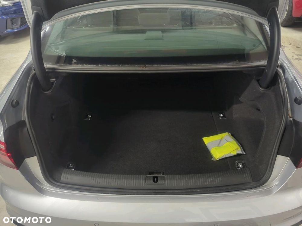 Audi A4 Limousine 35 TFSI mHEV Advanced S tronic - 21
