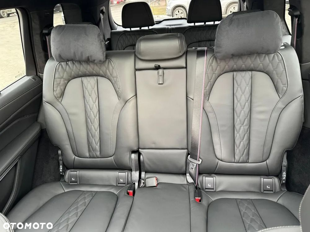BMW X7 - 4