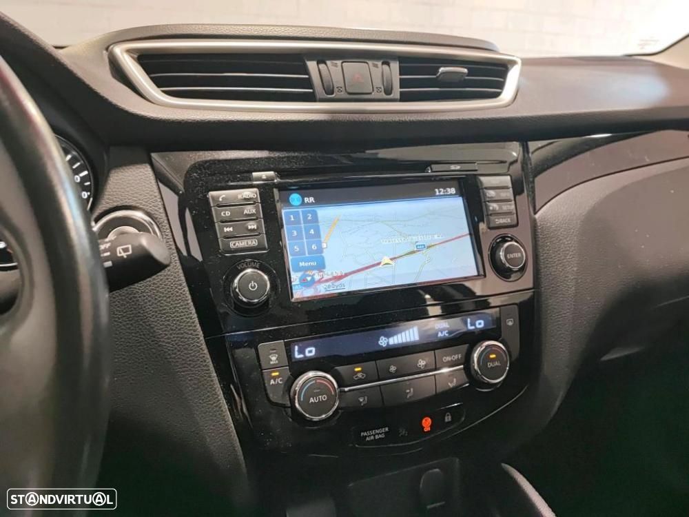 Nissan Qashqai 1.5 dCi N-Connecta 18 RS+PS - 4