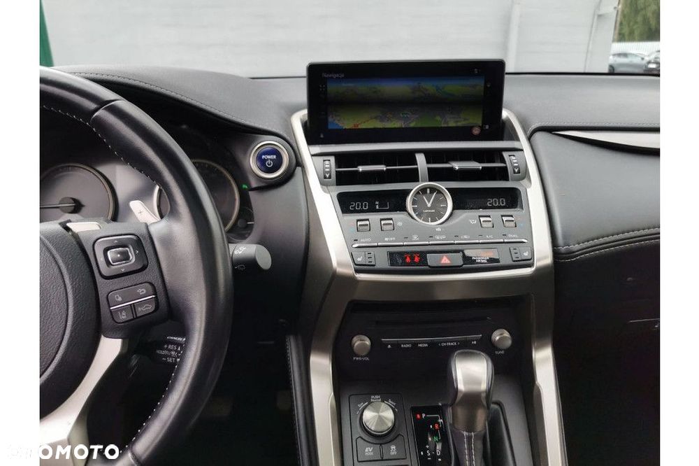 Lexus NX - 8