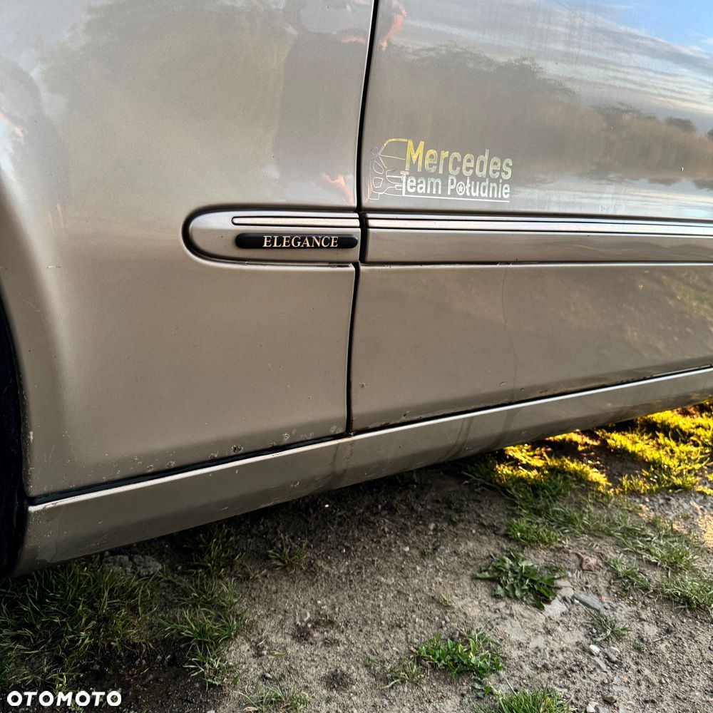 Mercedes-Benz Klasa E 320 CDI T Elegance - 14