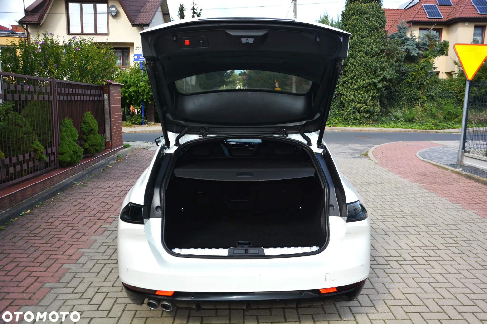 Peugeot 508 SW BlueHDi 180 EAT8 GT - 9