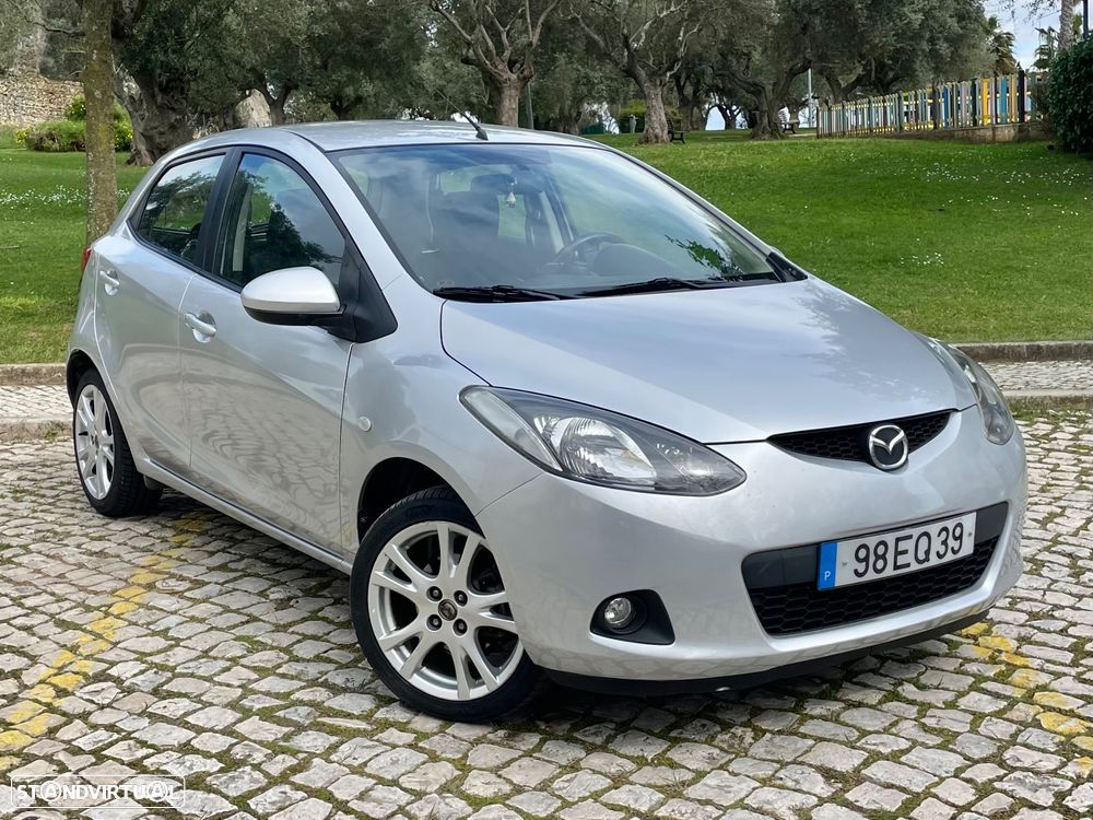 Mazda 2 1.3 MZR Exclusive - 1