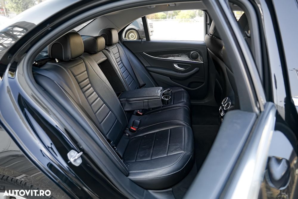 Mercedes-Benz E 220 d 9G-TRONIC Exclusive - 37