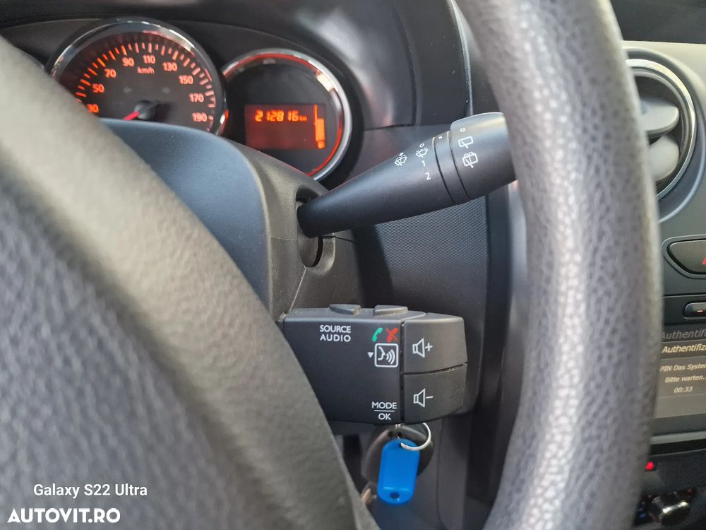 Dacia Duster 1.6 SCe Comfort - 10