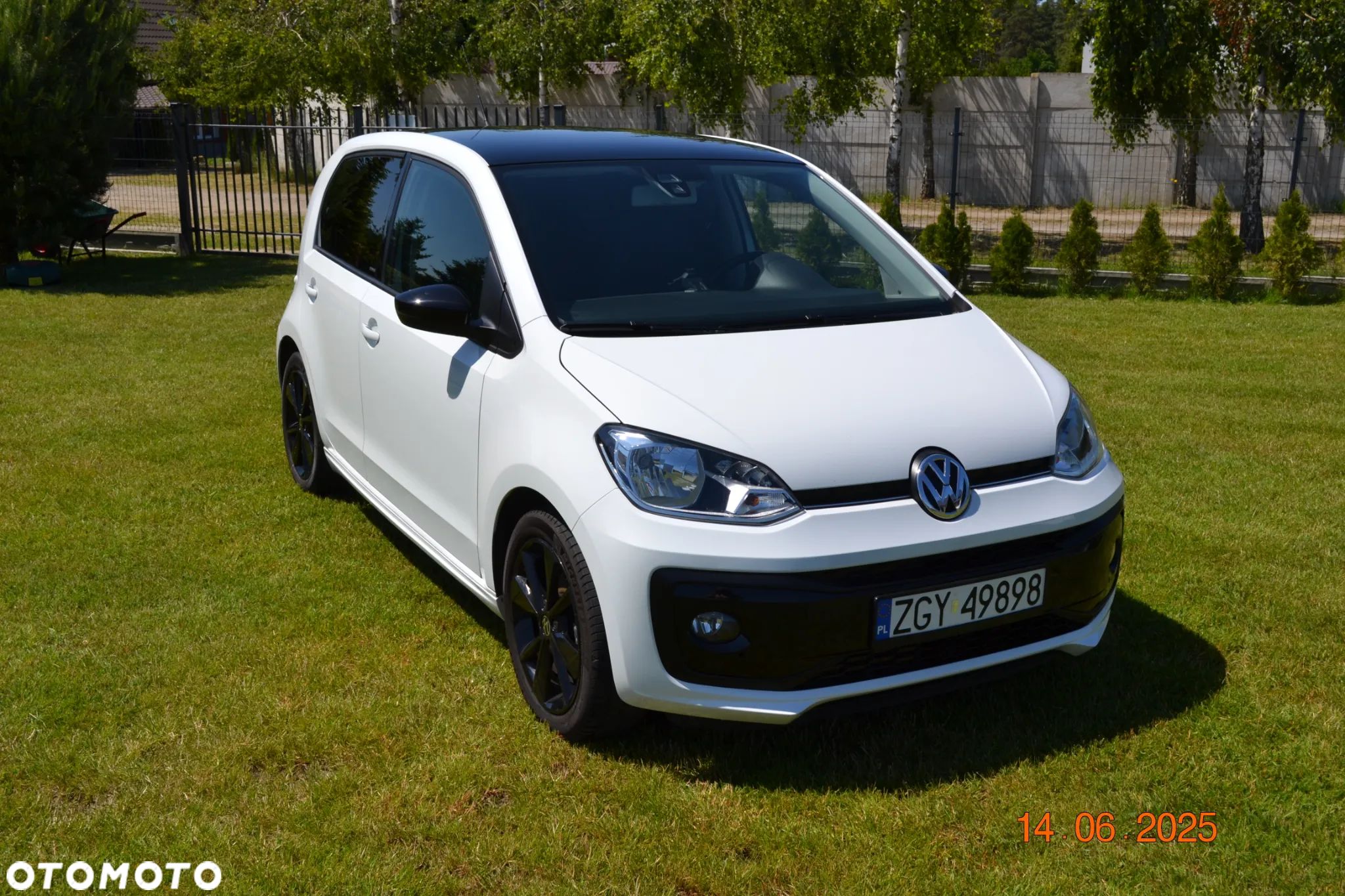 Volkswagen up! IQ.DRIVE - 1