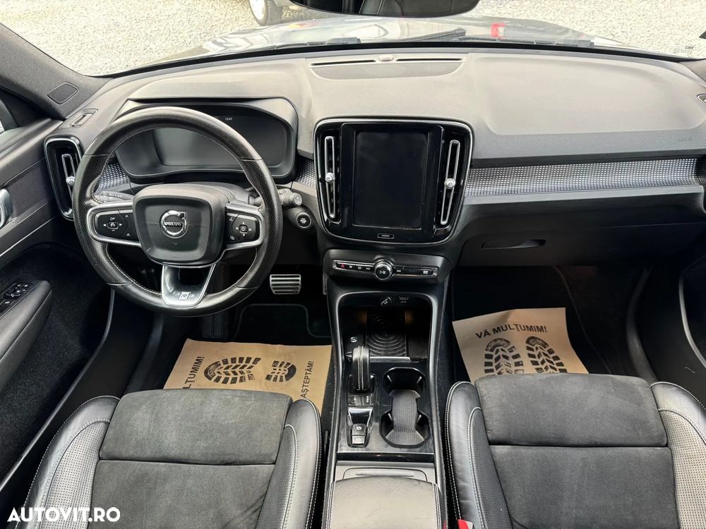Volvo XC 40 D4 AWD Geartronic R-Design - 8
