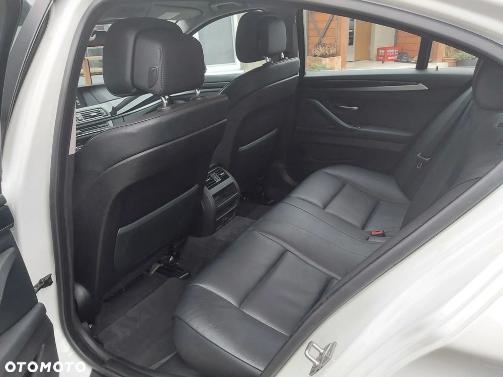BMW Seria 5 520d - 8