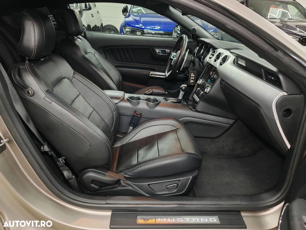 Ford Mustang 2.3 EcoBoost Aut. - 10