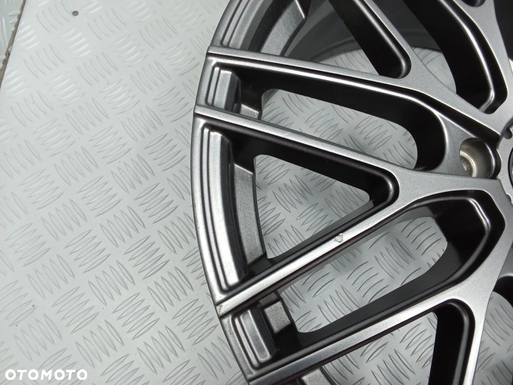 Felgi Mercedes Audi Vw Skoda 8Jx18 et45 5x112 - 10