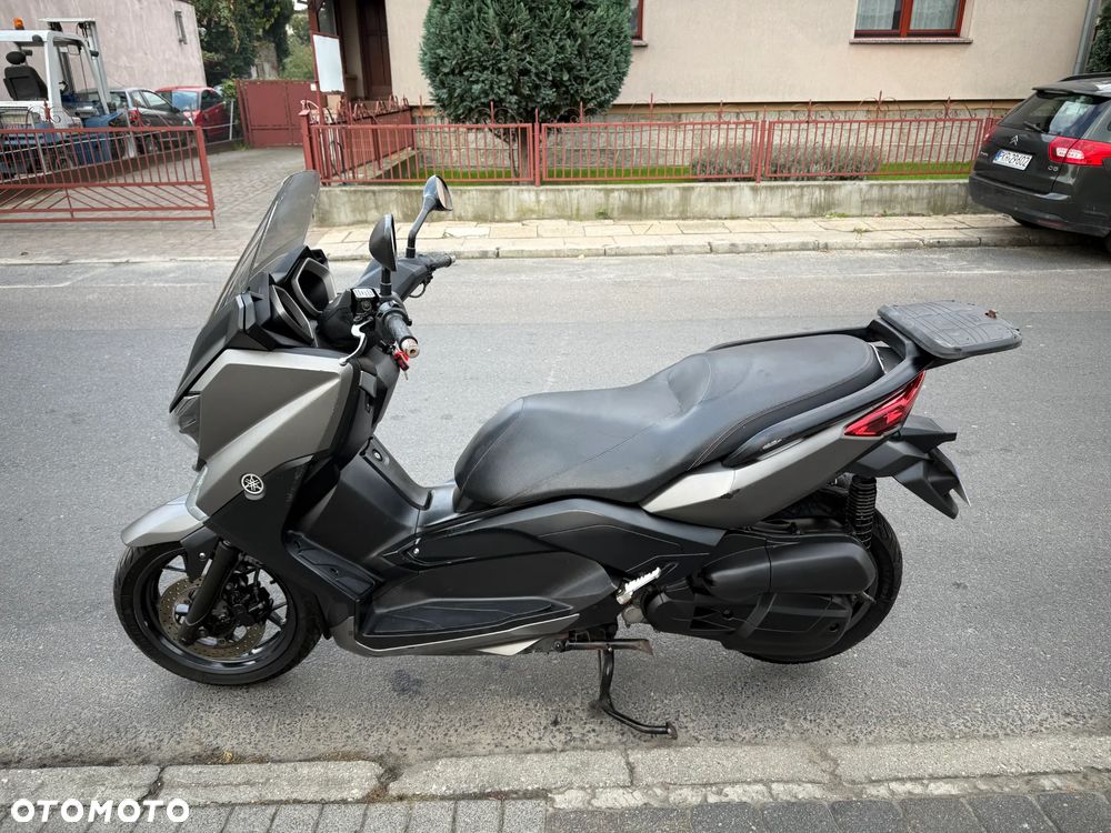 Yamaha X-max - 5