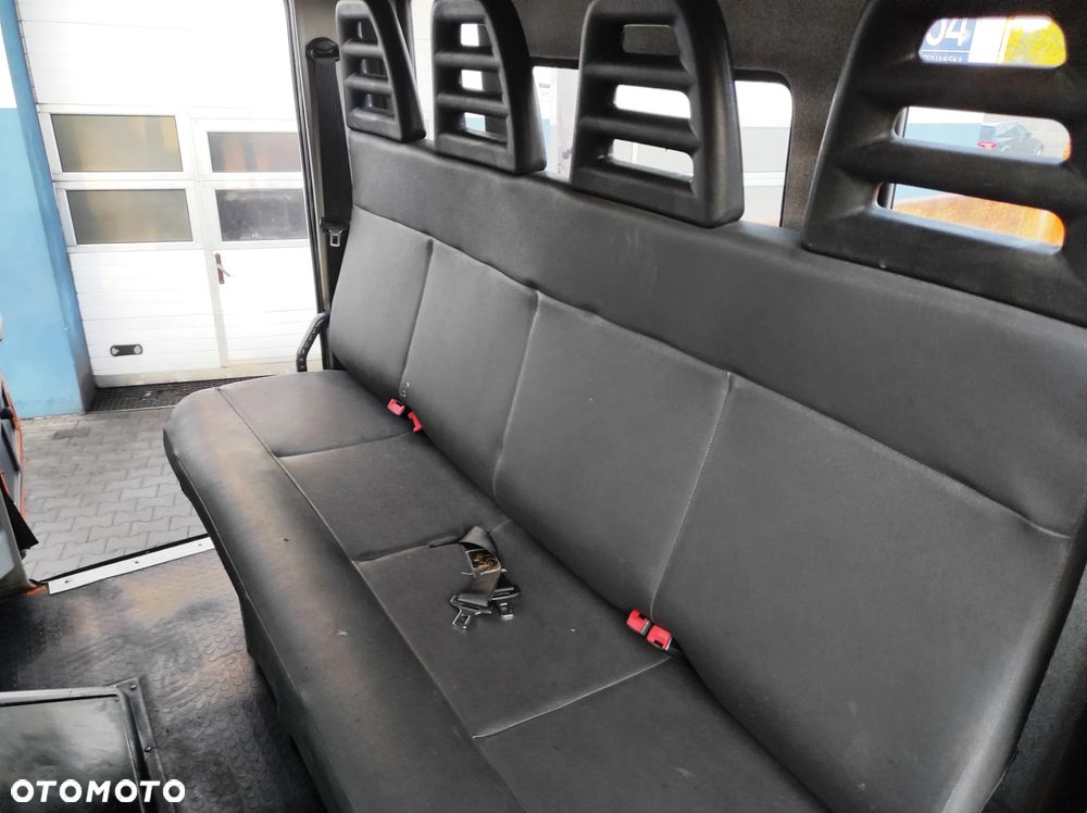 Iveco Eurocargo 120E18 Wywrotka 3str Doka/Brygadówka 7 osób - 19