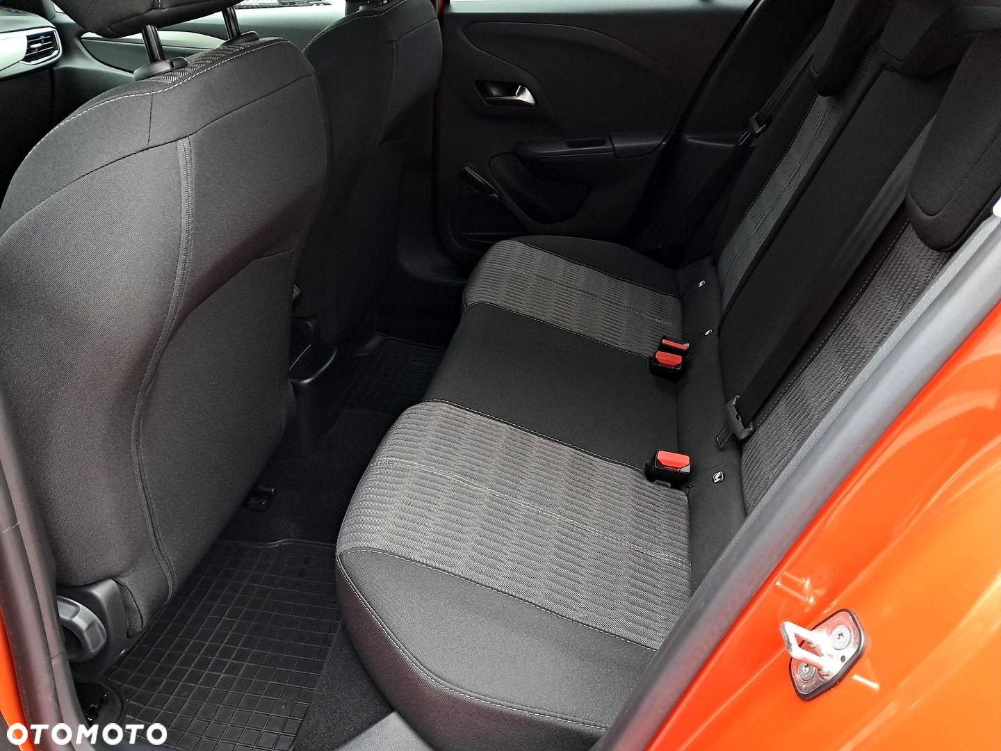 Opel Corsa 1.2 Elegance S&S - 13