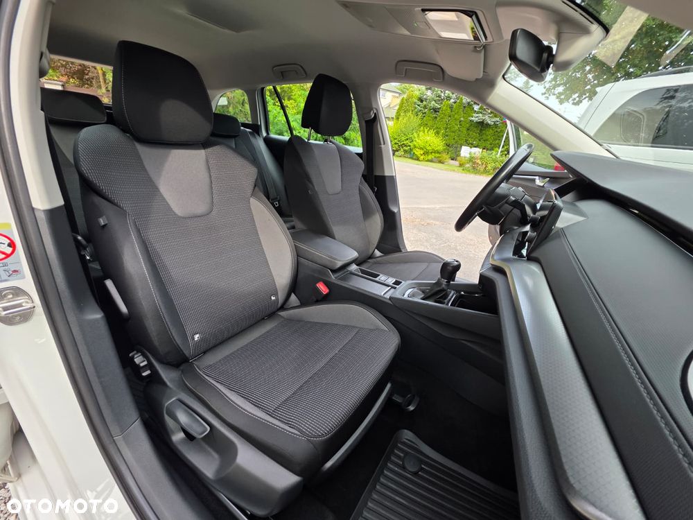 Skoda Octavia 2.0 TDI Ambition - 20