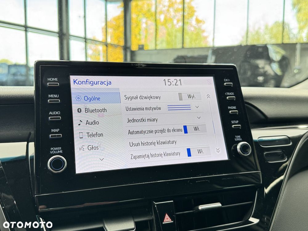 Toyota Camry 2.5 Hybrid Executive CVT - 37