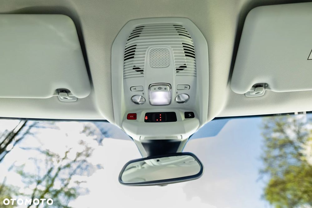 Peugeot 3008 BlueHDi 120 Stop & Start EAT6 Allure - 32