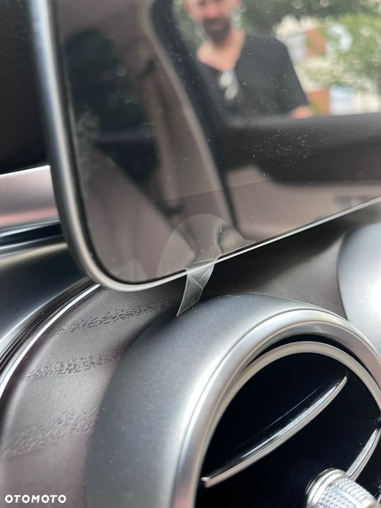 Mercedes-Benz GLC - 23