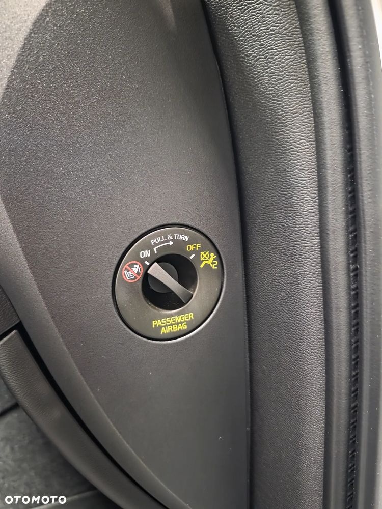 Volvo XC 40 T3 - 36