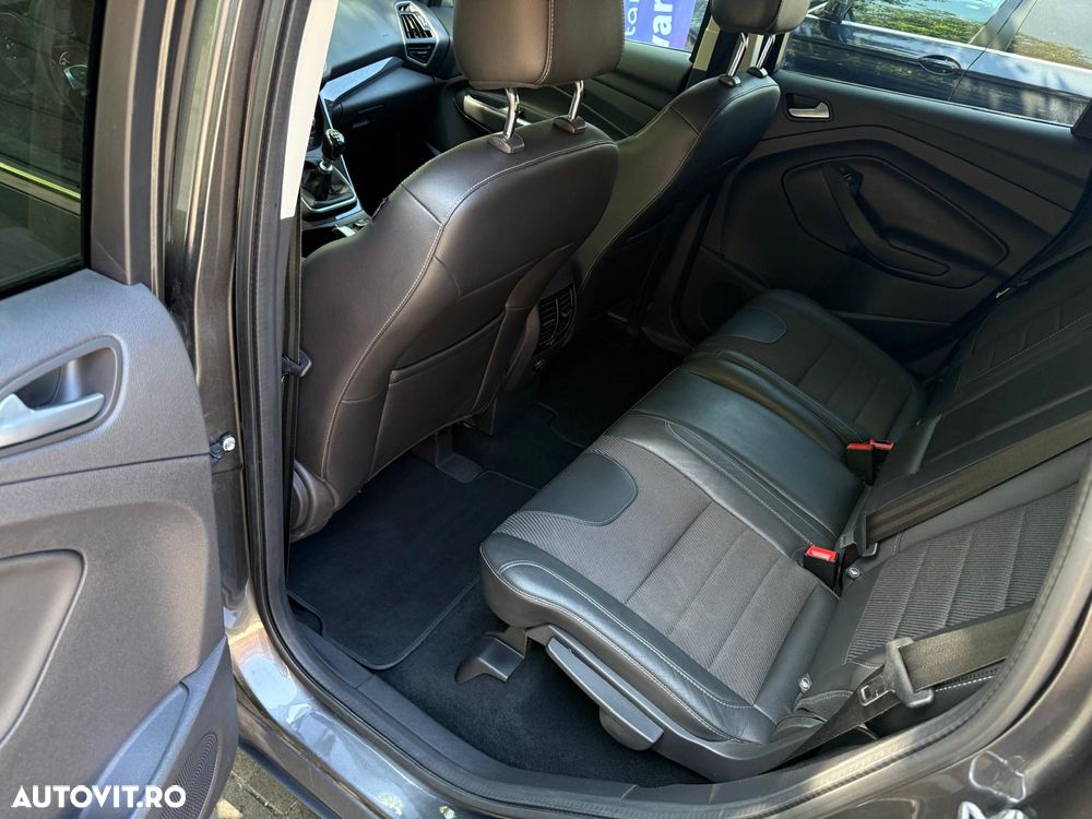 Ford Kuga - 22