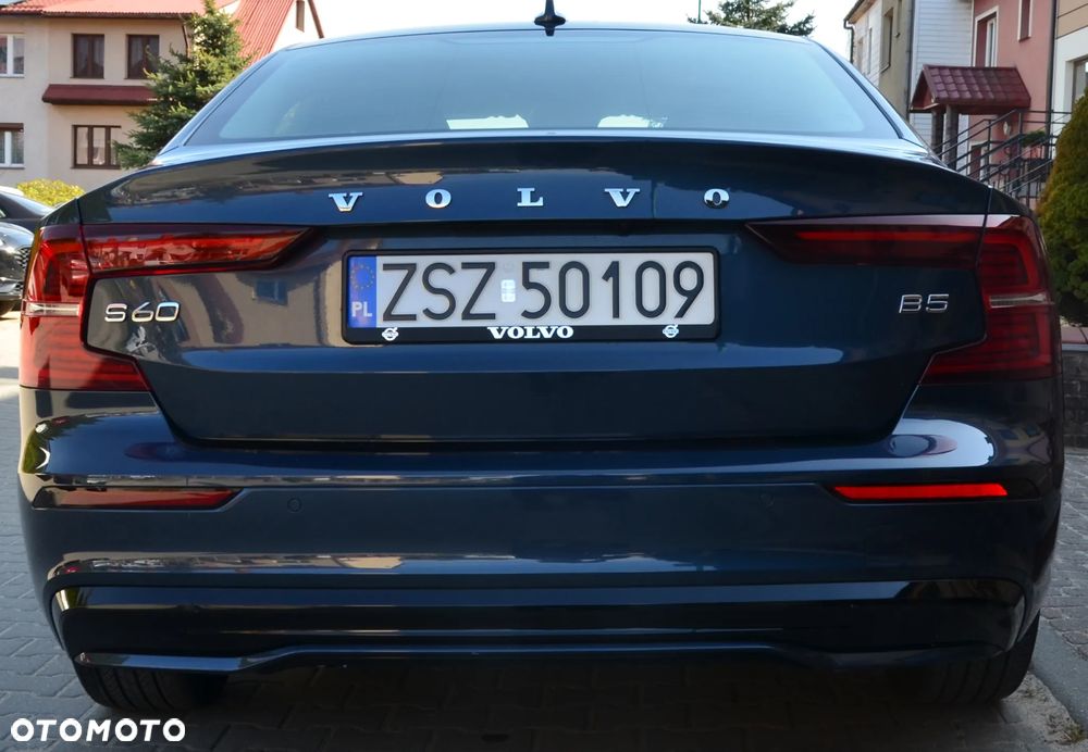 Volvo S60 B5 B R-Design - 35