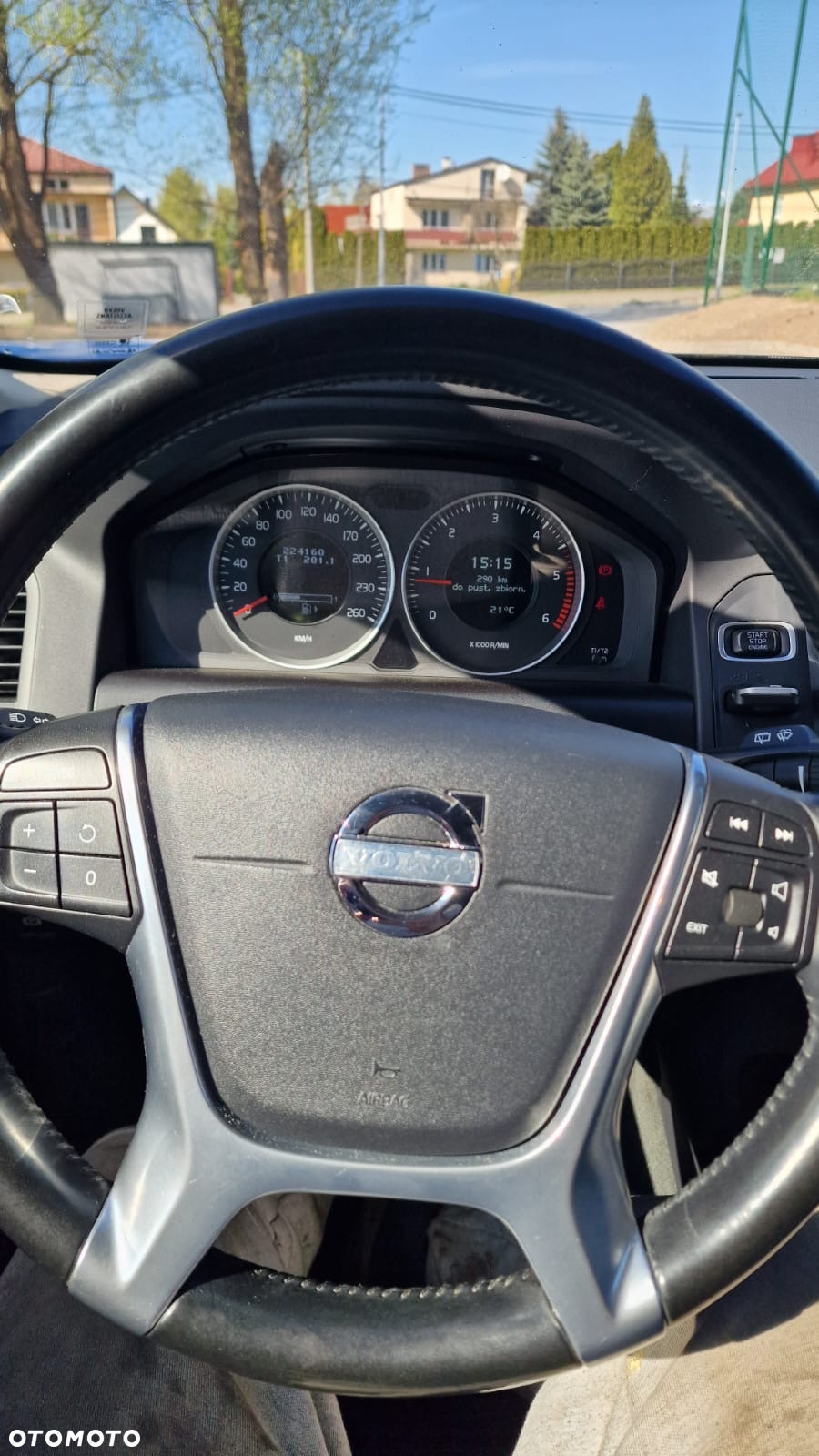 Volvo XC 60 D4 Momentum - 8