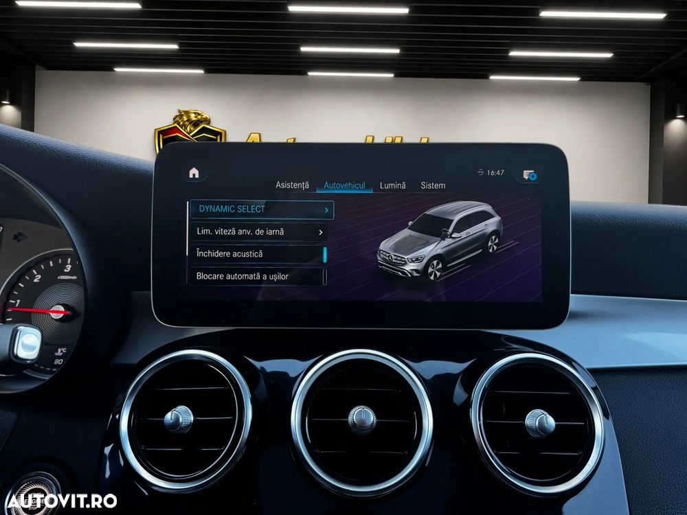 Mercedes-Benz GLC 300 d 4MATIC 9G-TRONIC - 36