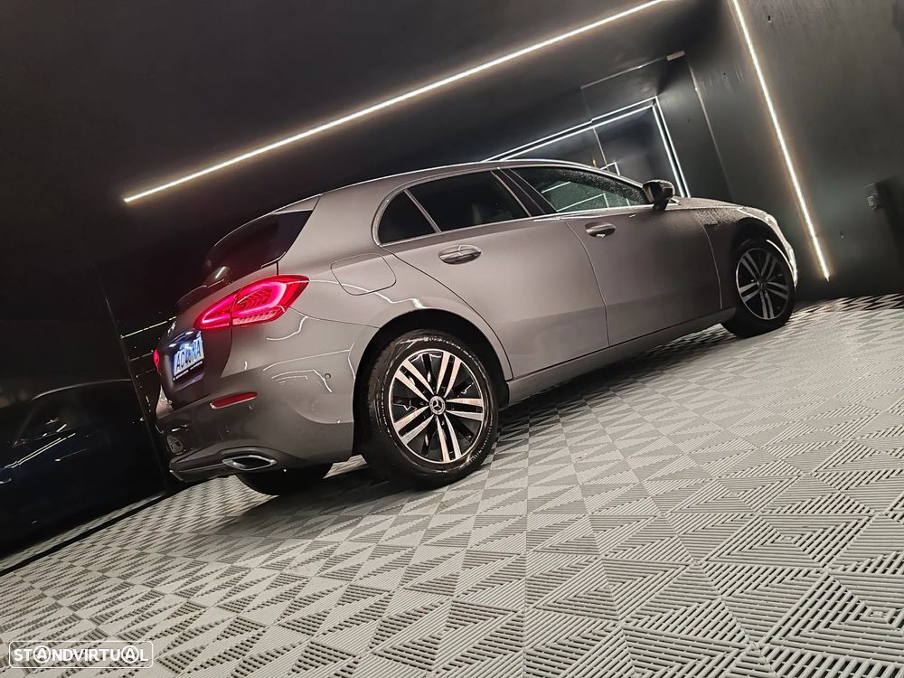 Mercedes-Benz A 250 e Progressive - 9