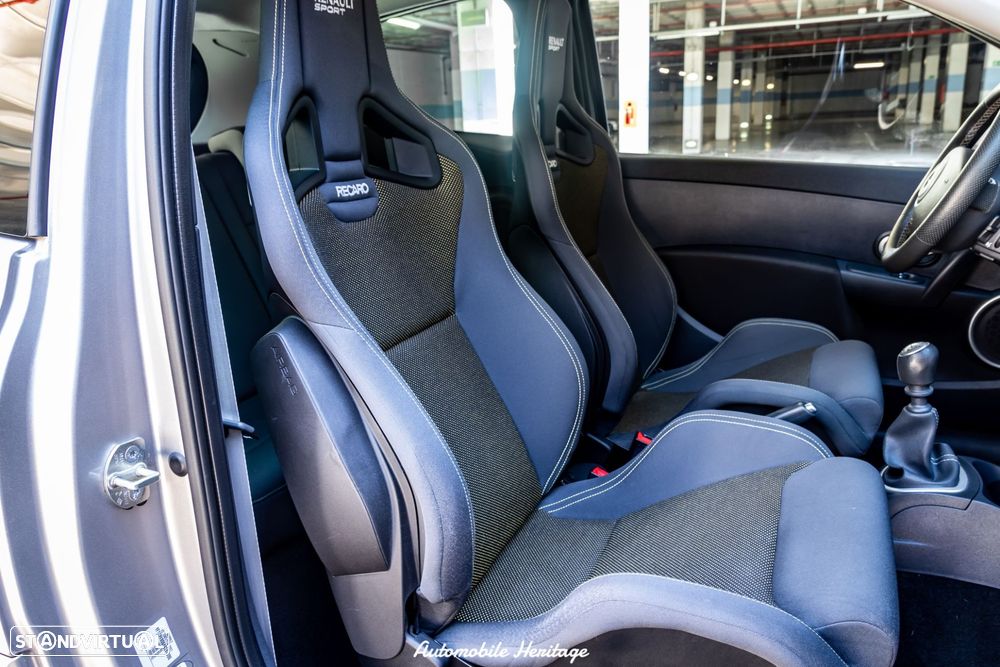 Renault Clio 2.0 16V RS - 22